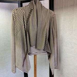 Multi style soft wrap